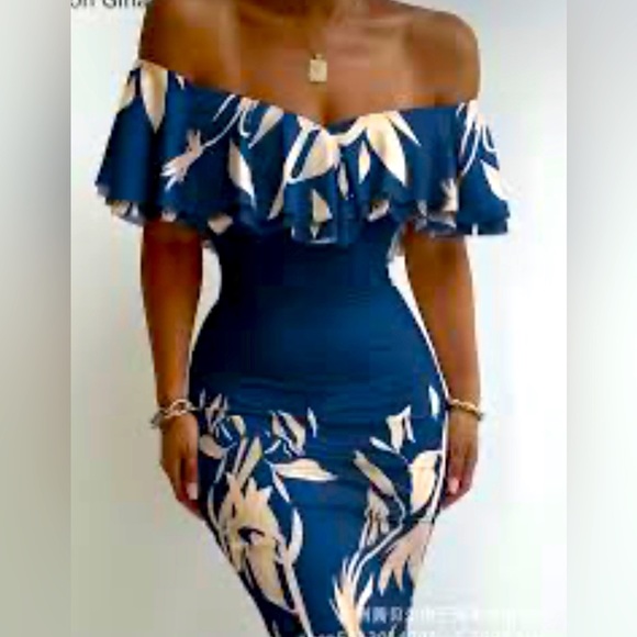 Chic Me Dresses & Skirts - CHIC Me dress 💜